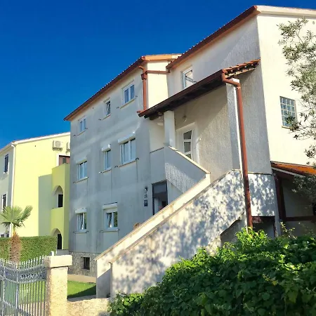 Guest house E & E
